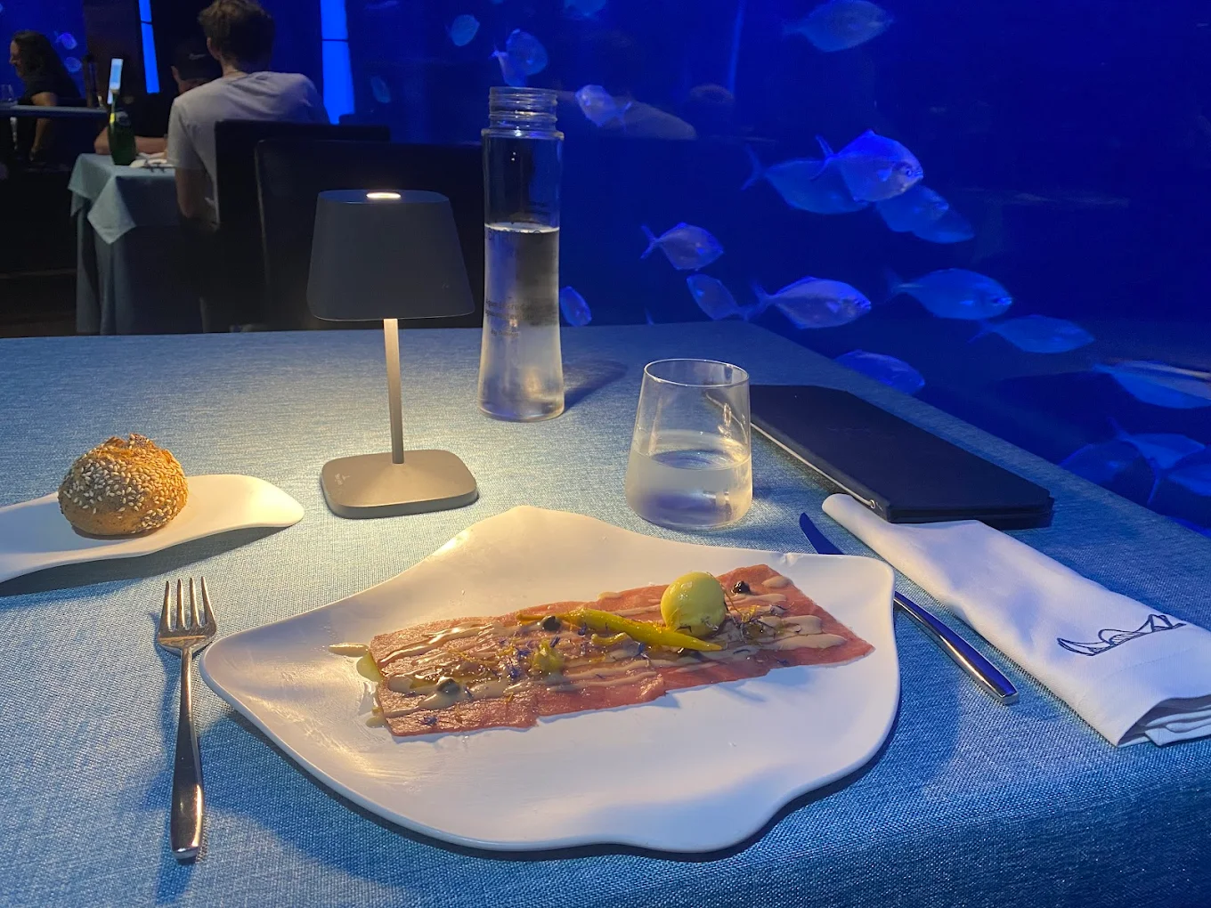 Restaurant Submarino, un espace de haute cuisine méditerranéenne d'auteur situé à l'intérieur de l'Oceanogràfic de Valence