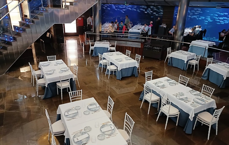 Restaurant Submarino, un espace de haute cuisine méditerranéenne d'auteur situé à l'intérieur de l'Oceanogràfic de Valence